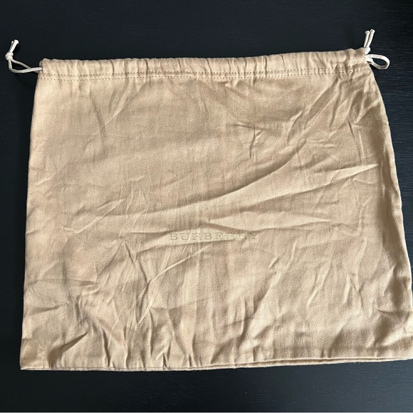 Women’s Burberry Pink Leather Shoulder Baguette Bag Plaid Liner Silver Hardware - Picture 14 of 15